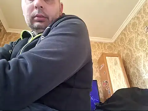 Snapshot of Basszos88i chatting on 17, 12, 2024 Basszos88i online show from 17, 12, 2024