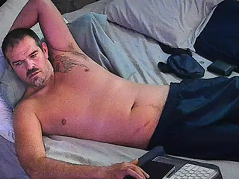 Snapshot of badboybrad11 chatting on 23, 2, 2025 badboybrad11 online show from 23, 2, 2025