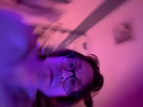 YouLikeBigDick9 online show from 22, 3, 2026