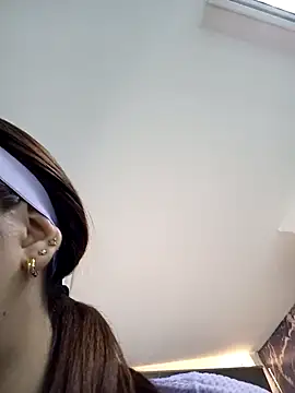 AnthonelaDuque online show from 9, 10, 2025