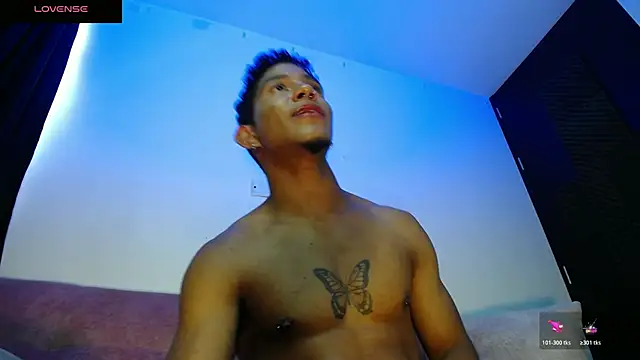 Snapshot of Palo_santo chatting on 2, 3, 2026 Palo santo online show from 2, 3, 2026