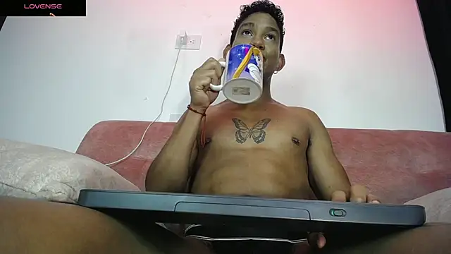 Snapshot of Palo_santo chatting on 7, 3, 2026 Palo santo online show from 7, 3, 2026