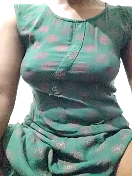 rituporna2004 online show from 3, 3, 2025