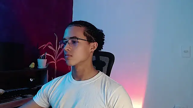 alejo x3 online show from 23, 3, 2025