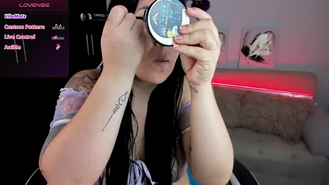 AilynRed online show from 5, 10, 2025