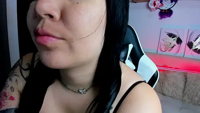 AilynRed online show from 11, 1, 2026