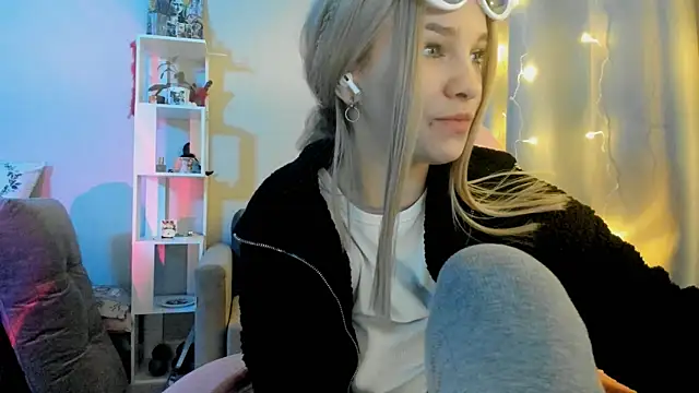 Ledy WWWII online show from 12, 12, 2024