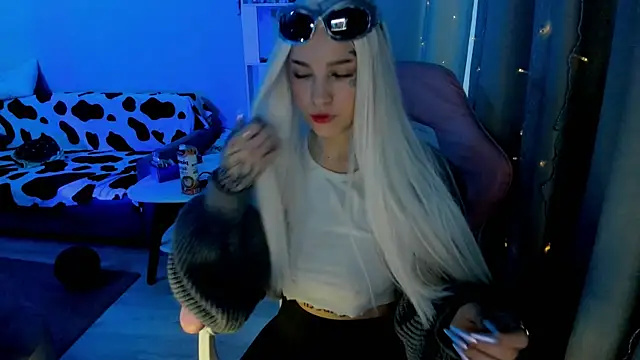 Ledy WWWII online show from 3, 1, 2025