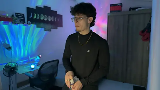 Kisan Smith online show from 21, 10, 2025