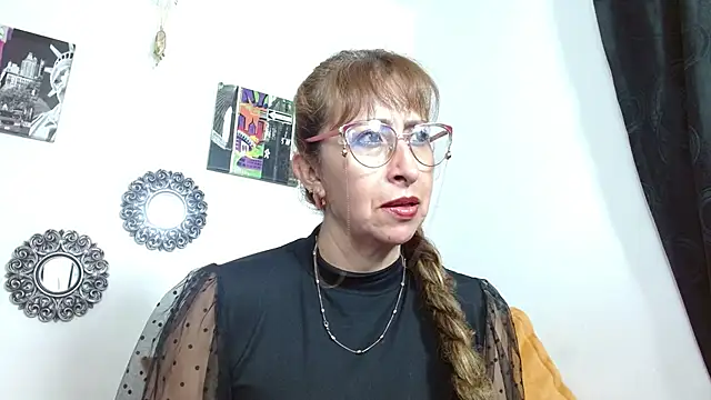 Wiktoria Brownx online show from 11, 3, 2025