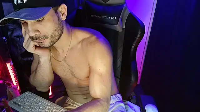 sexyboycolombi4 online show from 22, 1, 2025