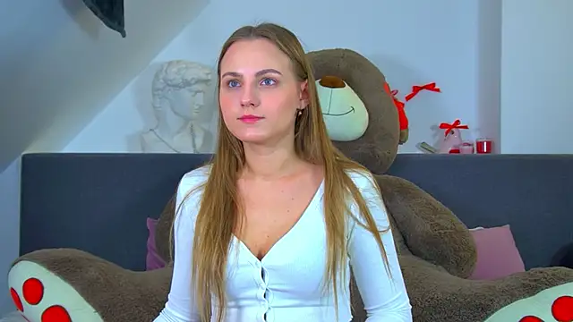 Snapshot of MelissaMelrey chatting on 22, 10, 2025 MelissaMelrey online show from 22, 10, 2025