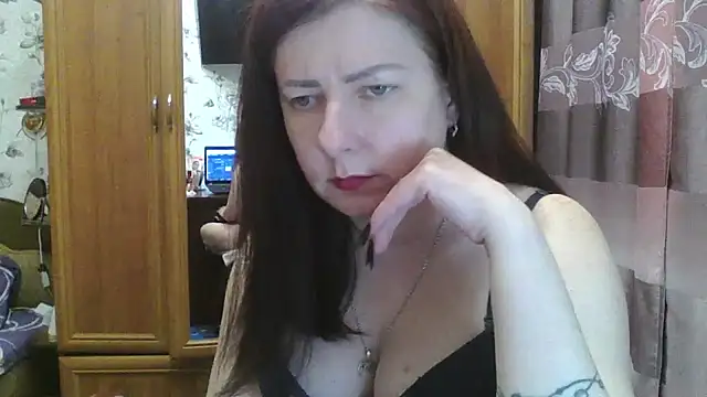 SophieNightAh online show from 10, 1, 2025