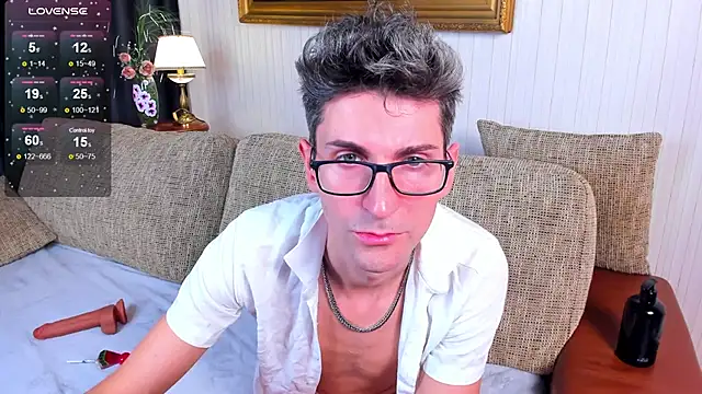 Snapshot of David_Keler chatting on 9, 10, 2025 David Keler online show from 9, 10, 2025