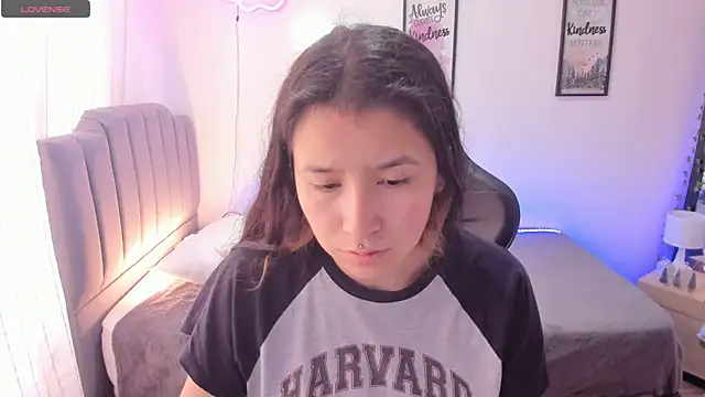 Amy joones online show from 28, 12, 2024