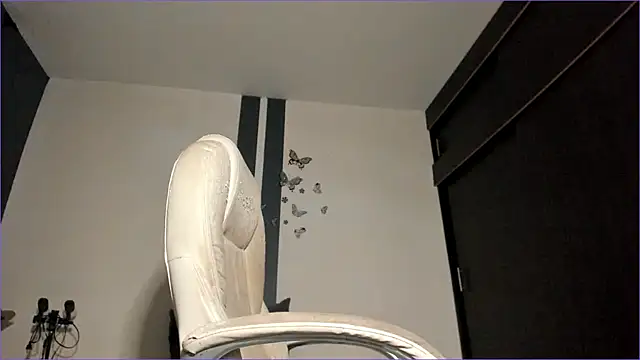 CandyLatinHott online show from 10, 10, 2025