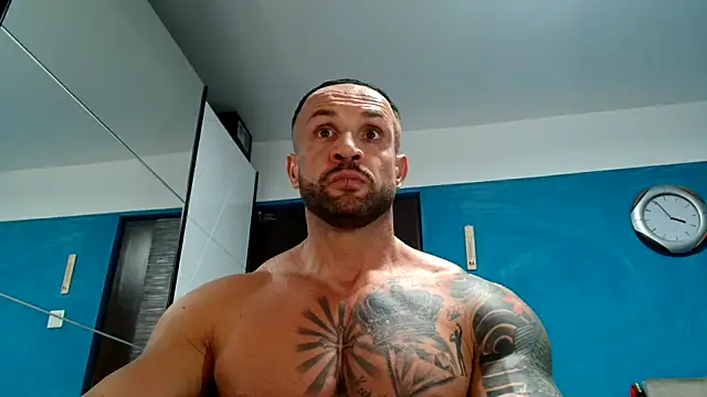 Magnificmuscles89 online show from 8, 10, 2025