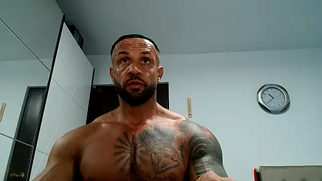 Magnificmuscles89 online show from 4, 11, 2025