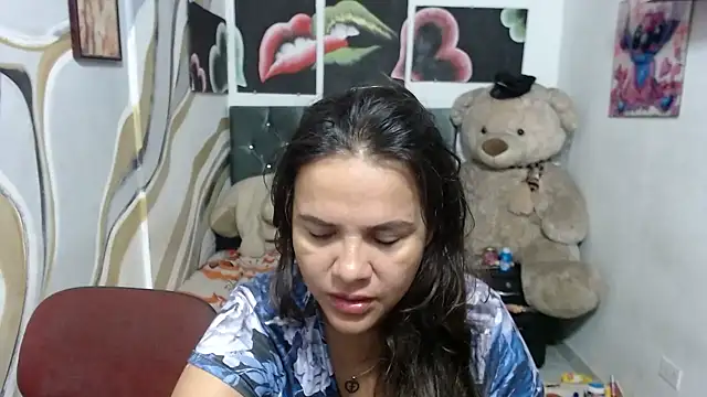 manzanahot9 online show from 18, 2, 2026