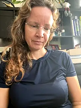 AnnikaRose online show from 22, 10, 2025