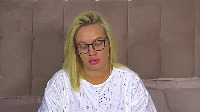 MariaNeumann online show from 21, 3, 2026