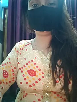 Snapshot of Aishwaryaa_69 chatting on 9, 10, 2025 Aishwaryaa 69 online show from 9, 10, 2025