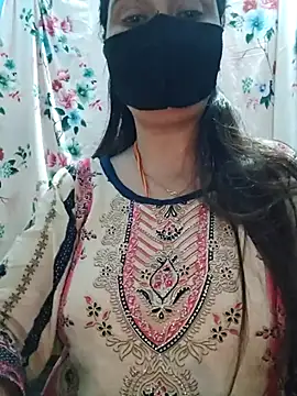 Snapshot of Aishwaryaa_69 chatting on 14, 10, 2025 Aishwaryaa 69 online show from 14, 10, 2025