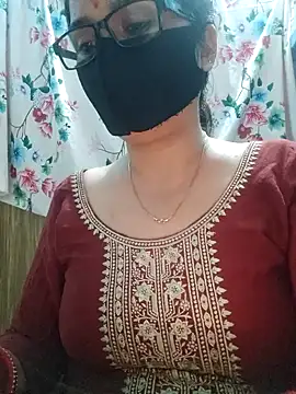 Snapshot of Aishwaryaa_69 chatting on 15, 10, 2025 Aishwaryaa 69 online show from 15, 10, 2025