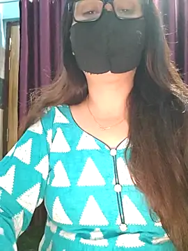 Snapshot of Aishwaryaa_69 chatting on 19, 10, 2025 Aishwaryaa 69 online show from 19, 10, 2025