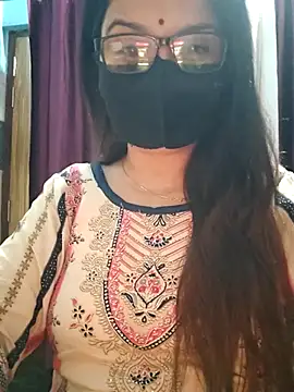 Snapshot of Aishwaryaa_69 chatting on 23, 10, 2025 Aishwaryaa 69 online show from 23, 10, 2025