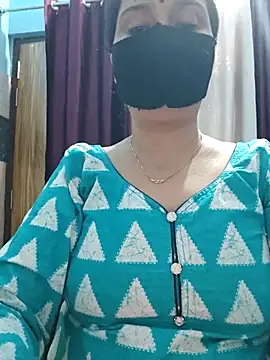 Snapshot of Aishwaryaa_69 chatting on 11, 11, 2025 Aishwaryaa 69 online show from 11, 11, 2025