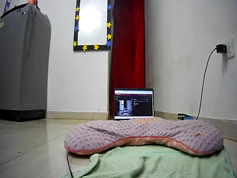 liam-65 online show from 18, 11, 2025