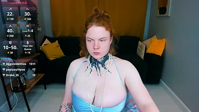 Cassie xKiss online show from 12, 12, 2024