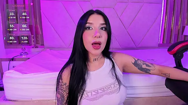 Snapshot of Leiaa_ chatting on 7, 11, 2025 Leiaa online show from 7, 11, 2025