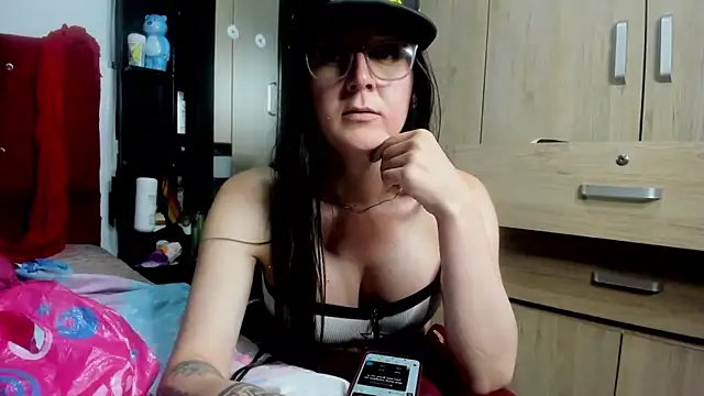 Sweet-Suck69 online show from 15, 9, 2025