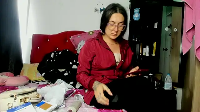 Snapshot of Sweet-Suck69 chatting on 20, 10, 2025 Sweet-Suck69 online show from 20, 10, 2025