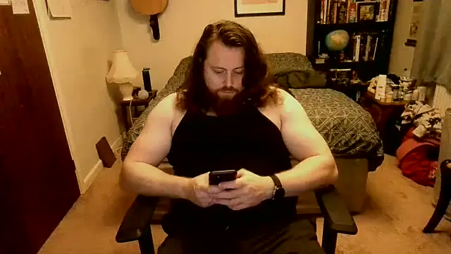 Snapshot of Hairy_Guy30 chatting on 16, 12, 2025 Hairy Guy30 online show from 16, 12, 2025