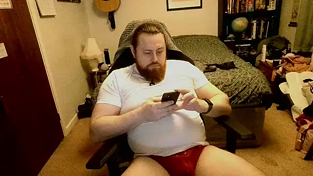 Snapshot of Hairy_Guy30 chatting on 9, 1, 2026 Hairy Guy30 online show from 9, 1, 2026