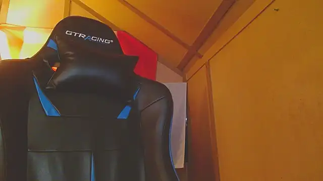 Snapshot of cosmicjones chatting on 1, 2, 2025 cosmicjones online show from 1, 2, 2025