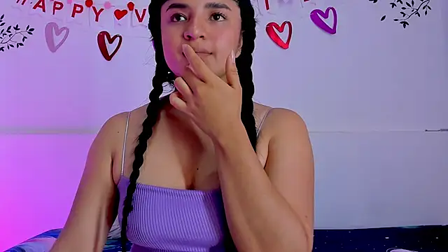 ayheleensexygirl1 online show from 18, 2, 2026