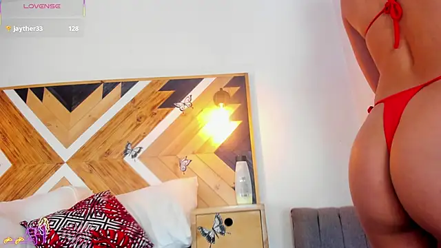 Snapshot of Kathaleiya_Ozz chatting on 17, 10, 2025 Kathaleiya Ozz online show from 17, 10, 2025