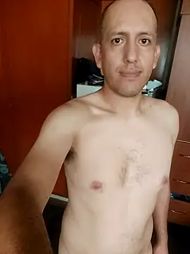 Snapshot of carozi chatting on 2, 3, 2025 carozi online show from 2, 3, 2025