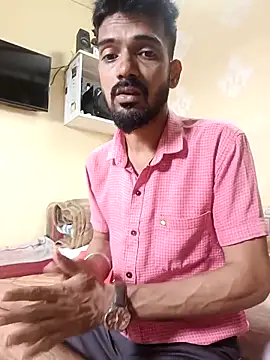 Snapshot of saggy1218 chatting on 4, 11, 2025 saggy1218 online show from 4, 11, 2025