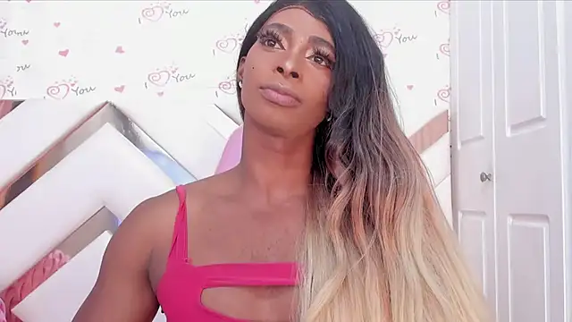 Snapshot of BriggitteEbonny chatting on 14, 3, 2025 BriggitteEbonny online show from 14, 3, 2025