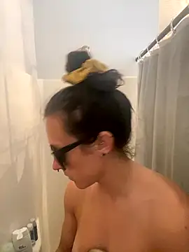 mrs  unknown online show from 26, 9, 2025