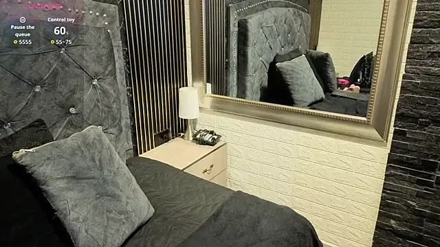 charlotte  G online show from 23, 2, 2026