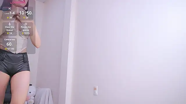 Snapshot of Miuzxc chatting on 9, 2, 2025 Miuzxc online show from 9, 2, 2025