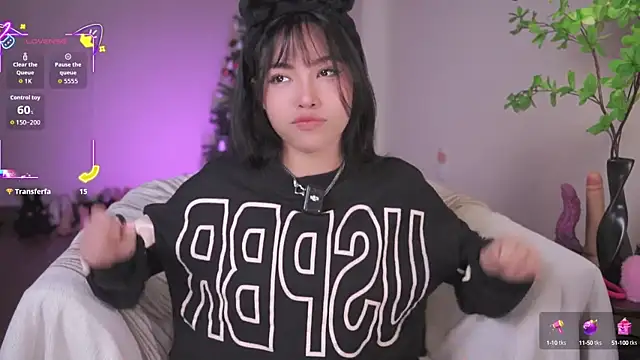 Snapshot of Miuzxc chatting on 18, 9, 2025 Miuzxc online show from 18, 9, 2025