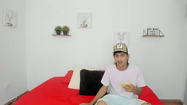 Zamu 1992 online show from 15, 2, 2025