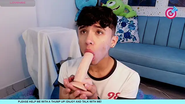 Snapshot of Niico_Cruz chatting on 5, 3, 2025 Niico Cruz online show from 5, 3, 2025